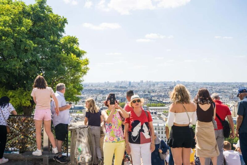 Paris Montmartre: 2-Hour City Tour in German - Who Should Book This Tour?