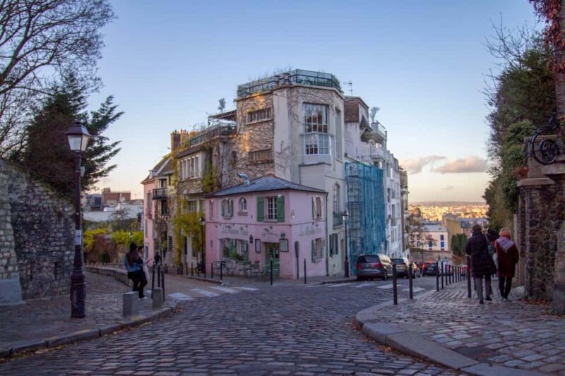 Paris: Montmartre Guided Walking Tour and Seine River Cruise - FAQ
