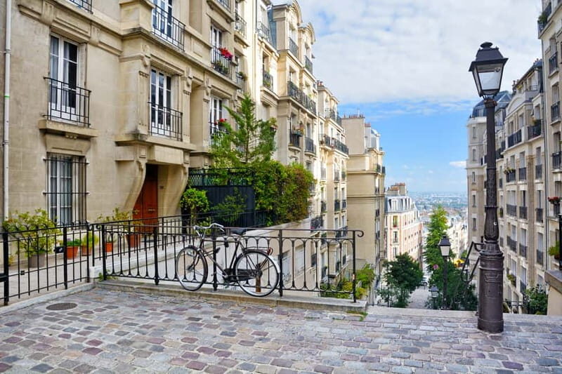 Paris: Montmartre Hidden Gems and Highlights Walking Tour - Visiting the Last Remaining Vineyard in Paris