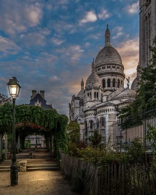 Paris: Montmartre Highlights Walking Tour with a Local Guide - Authentic Experience and Value for Money