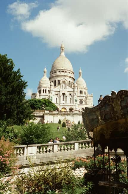 Paris: Montmartre & Sacré-Cur Highlights Walking Tour - A Deep Dive into the Montmartre & Sacré-Cœur Walking Tour