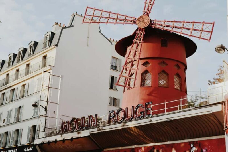 Paris: Montmartre Walking Tour with Official Local Guide - Authenticity and Value