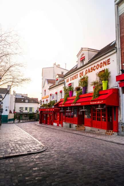 Paris: Montmartre Walking Tour with Sacré-Cur Basilica - Exploring Montmartre: A Journey Through Art, Romance, and Parisian Charm