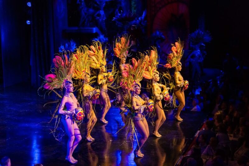 Paris: Moulin Rouge Dinner Show, Champagne, and Transport - FAQ