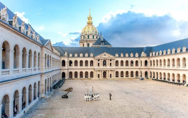 Paris: Napoleon's Tomb Entry Ticket and Tour - Discovering Napoleons Tomb: An Unforgettable Journey into French History