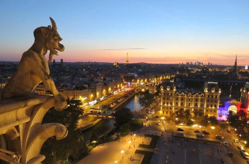 Paris: Night City Tour in a van for up to 7 people - A Detailed Look at the Paris Night Tour