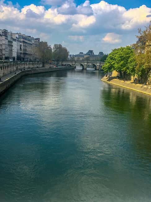 Paris: Notre Dame Exteriors and Ile de la Cité Walking Tour - Practical Tips for Making the Most of This Tour