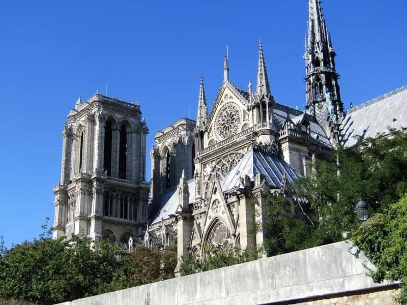 Paris: Notre Dame Reserved Access & Interior Guided Visit - The Practicalities: Price, Duration, and Comfort