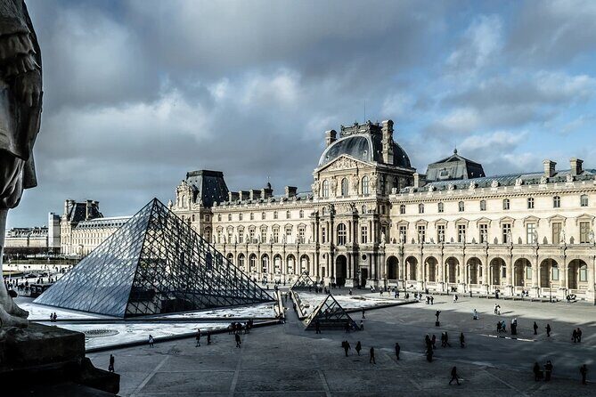Paris Orientation Tour in Small Group with an Expert Driver - The Sum Up