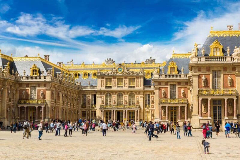 Paris Pass® Plus: Tickets to Louvre, Eiffel Tower & 90+ more - Key Points