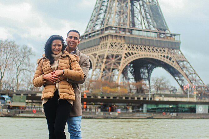 Paris Photo Shoot Session  Eiffel Tower Photographer - Key Points