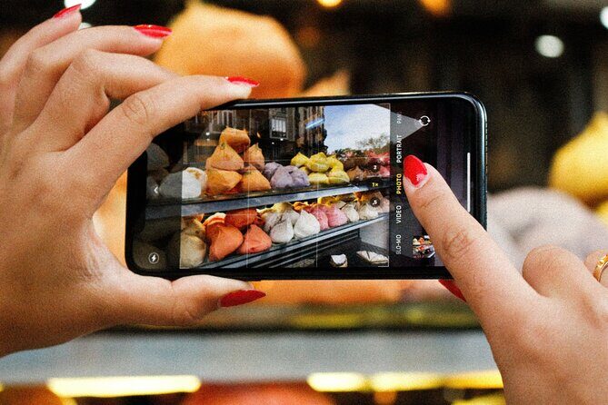 Paris Photography Tour - Self Guided Tour of Paris' Top Instagram Spots - Who is This Tour Best For?