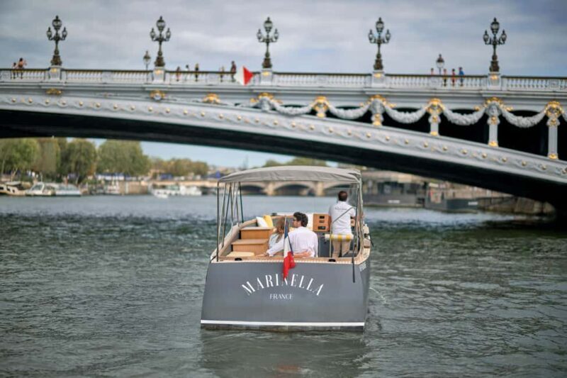 Paris: Private Boat Cruise on the Seine & optional Champagne - Is This Tour Worth Your Money?