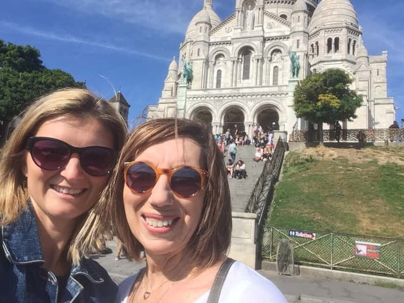 Paris: Private Custom Highlights and Gems Tour with a Local - Key Points