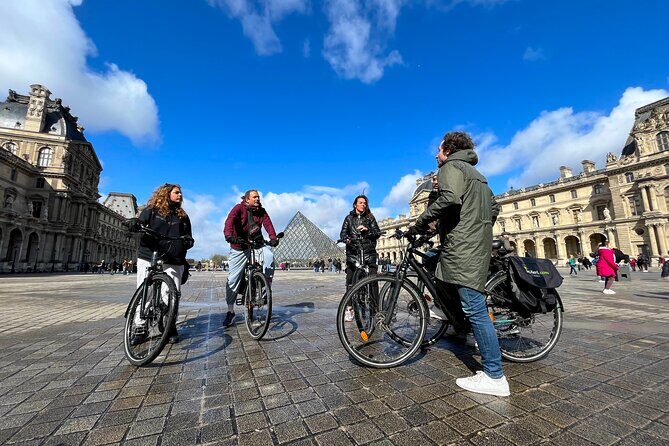 Paris : Private electric bike tour with wine and cheese tasting - Authentic Experiences Worth Savoring