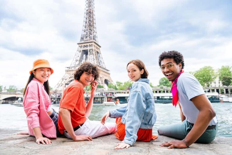 Paris: Private Full Day Tour to Montmartre & Eiffel Tower - Exploring the Details of the Full-Day Experience