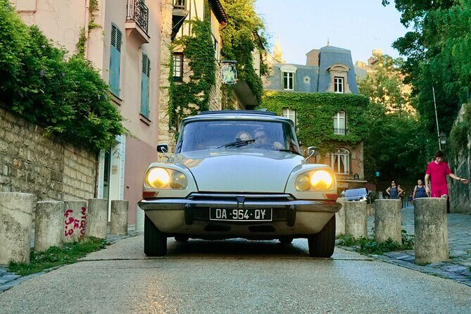 Paris Private Guided Tour in a Vintage Open Top French Car - Key Points