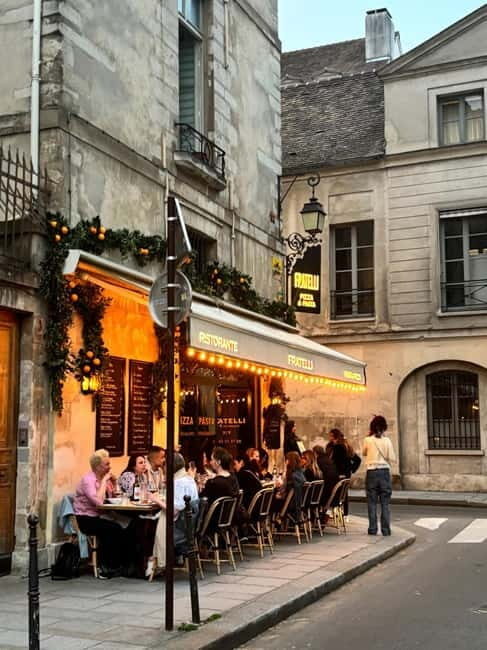 Paris: Private Guided Tour with a Local in English/Russian - A Deep Dive into the Paris Private Guided Tour