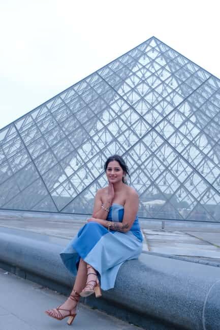 Paris: Private Photoshoot Outside the Louvre Museum - Practical Details and Tips