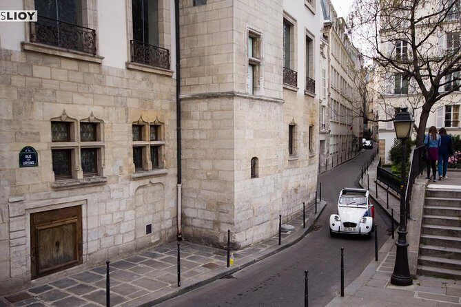 Paris Private Tour: Romantic Tour in a 2CV - Key Points