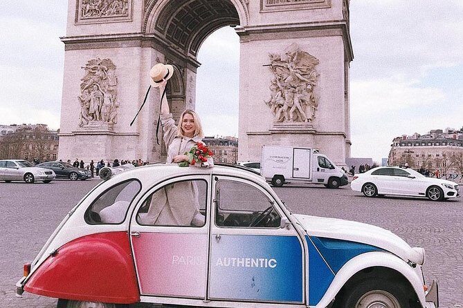 Paris Private Tour: Romantic Tour in a 2CV - The Sum Up
