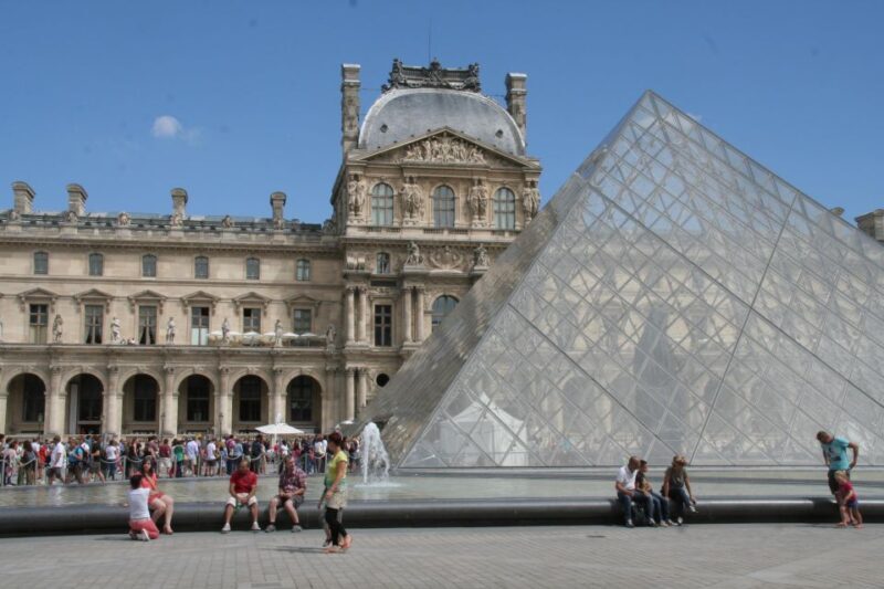 Paris: Private Tour with a Local Guide - An In-Depth Look at the Paris Private Tour