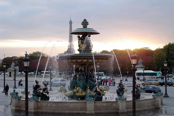 Paris Private Tour with Seine River Cruise - The Details of the Tour