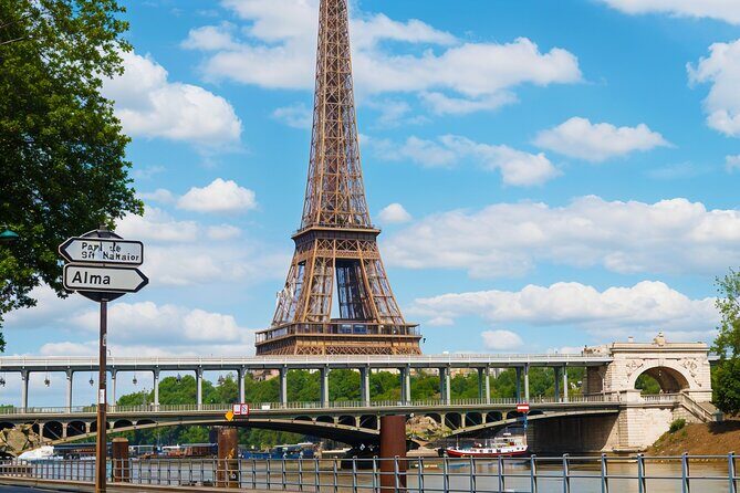 Paris: Private Vintage Sidecar Tour with Pick-Up at your Hotel - Final Thoughts: Who Will Love This Tour?