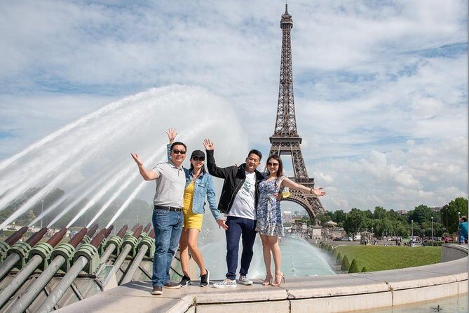 Paris Private Walking Tour with a Personal Photographer - A Unique Way to Capture Paris: Private Walking Tour with a Personal Photographer
