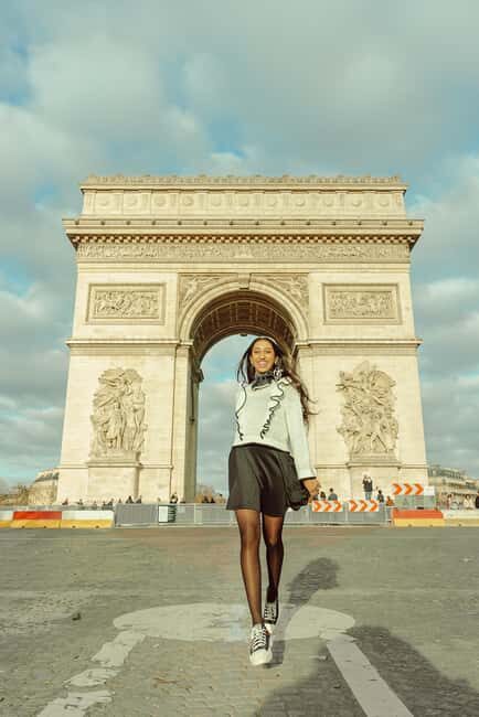 Paris: Professional Photoshoot at the Arc de Triomphe - Why a Photoshoot at the Arc de Triomphe is a Must-Do