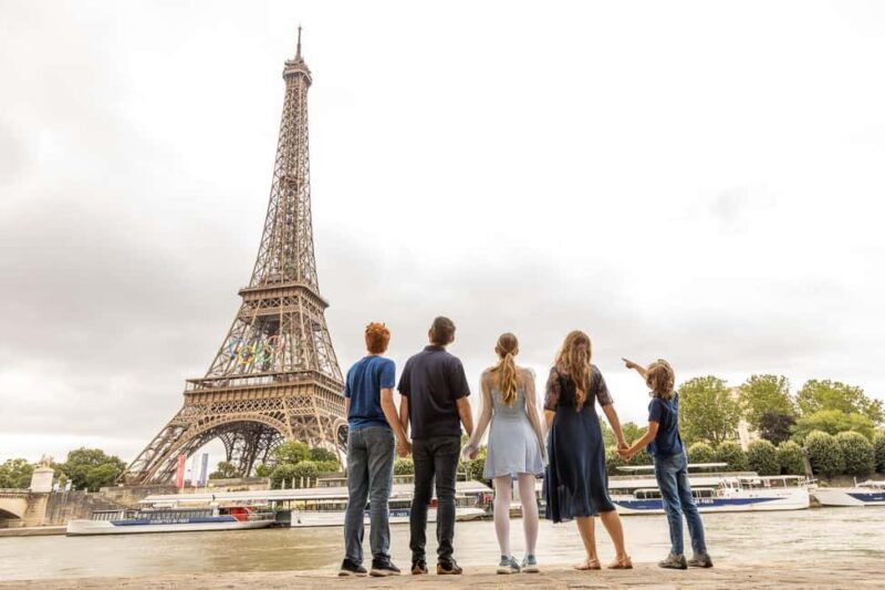 Paris: Professional Photoshoot - Authentic Traveler Experiences
