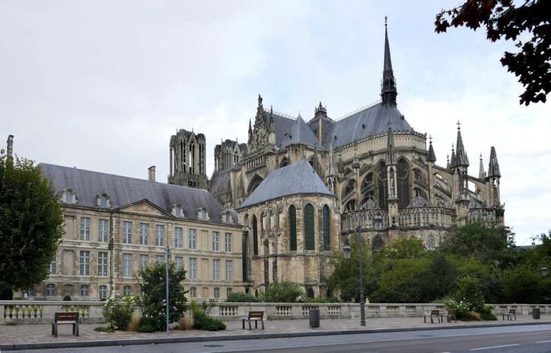 Paris: Reims Day Trip with Champagne Tastings - Who Should Consider This Tour?