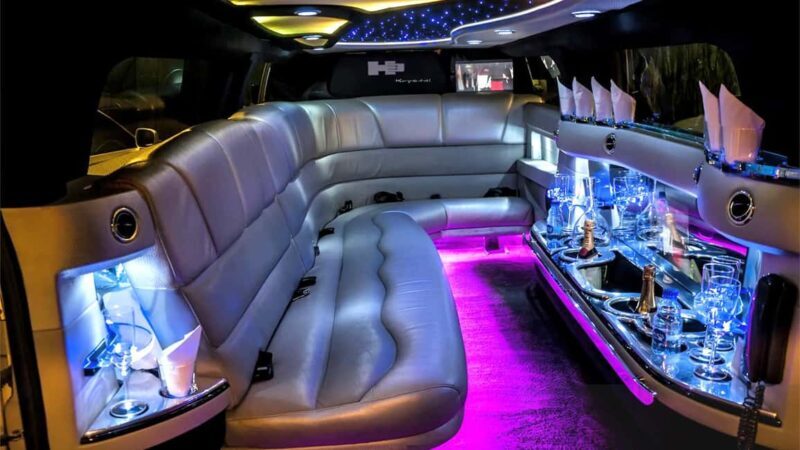Paris: Romantic Limousine Tour - Practicalities and Considerations