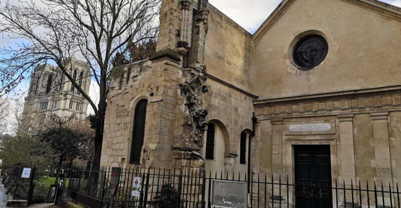 Paris: Romantic Piano Concert at Saint-Julien-le-Pauvre - In-Depth Review