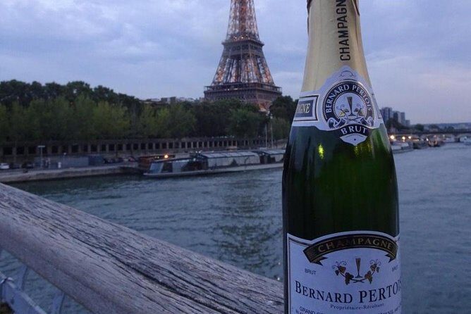 Paris Romantic & Private Tour By Night on a Sidecar Ural - FAQs