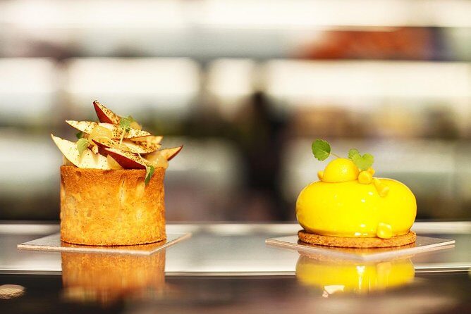 Paris Saint-Germain Private Tasting Tour with Chocolate plus Pastries & Macaron - Who Should Consider This Tour?