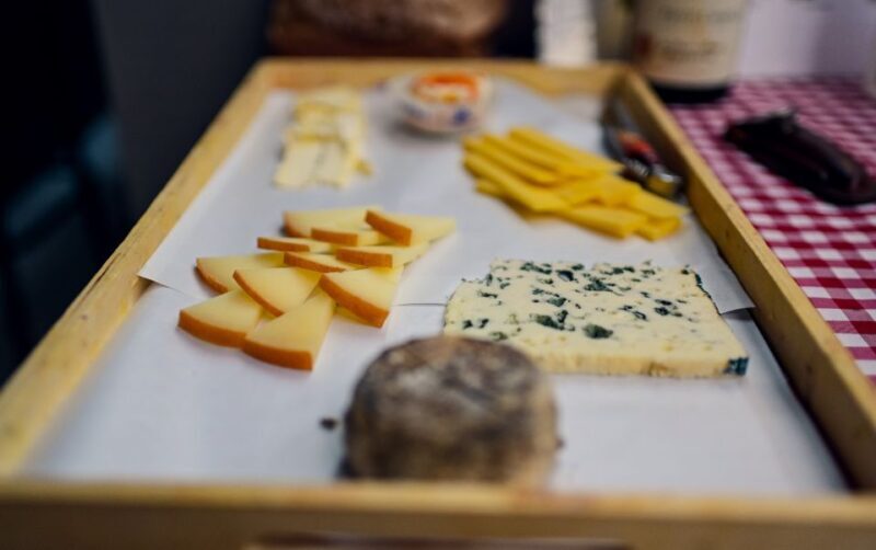 Paris: Secret Food of Le Marais Walking and Tasting Tour - Why It Works for Different Travelers
