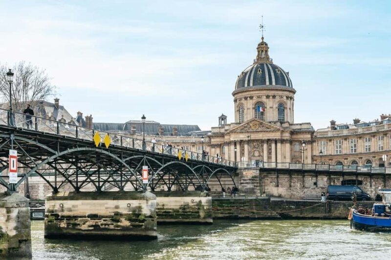 Paris: Seine Cruise and Macaron Tasting by the Eiffel Tower - Deep Dive: What Makes This Tour Stand Out