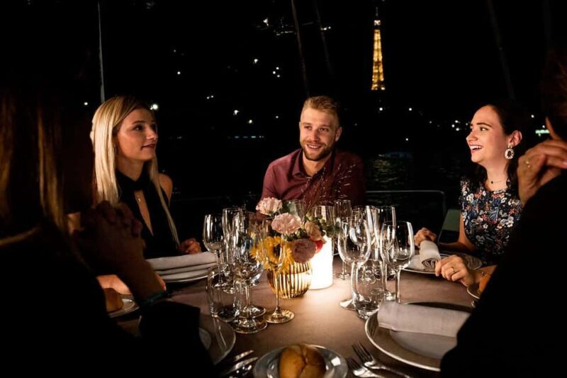 Paris: Seine Cruise in Paris with 5-Course Christmas Dinner - Final Thoughts