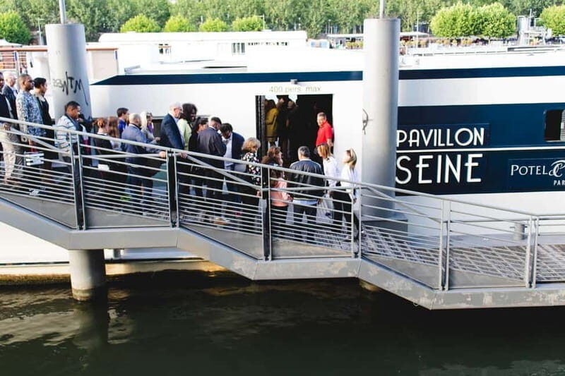 Paris: Seine river Dinner Cruise with 3-Course Gourmet Menu - Who Would Love This Experience?