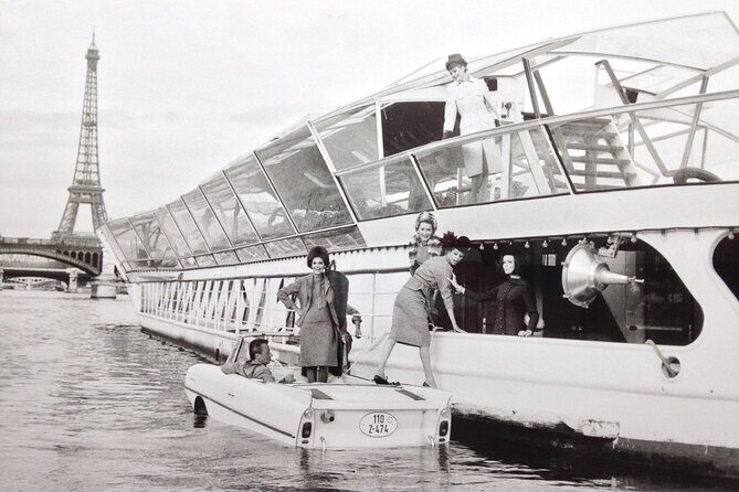 Paris Seine River Lunch Cruise by Bateaux Mouches - FAQ