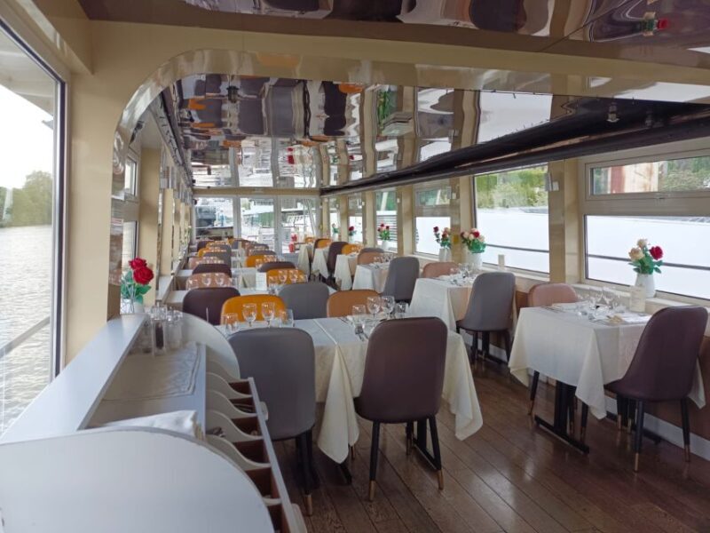Paris : Seine River Lunch cruise from Eiffel Tower - The Practicalities: What You Need to Know