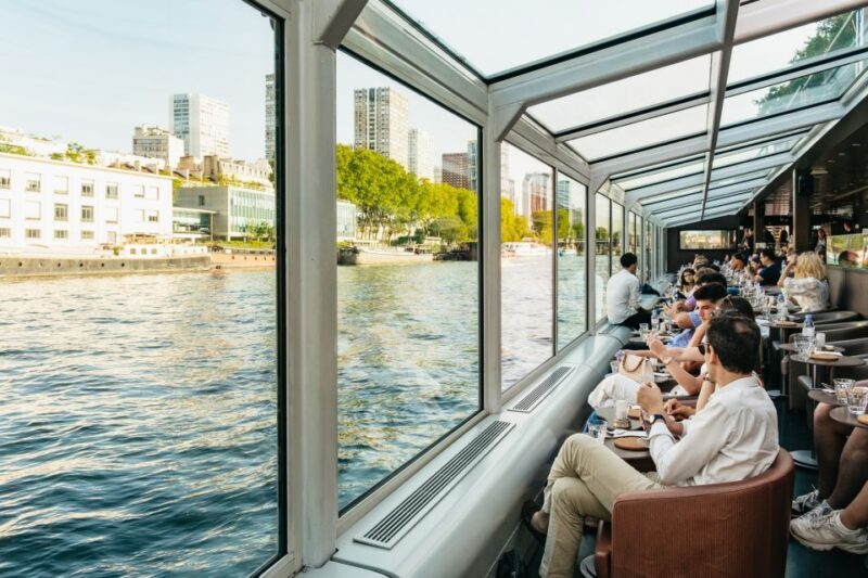 Paris: Seine River Panoramic Views Dinner Cruise - FAQ