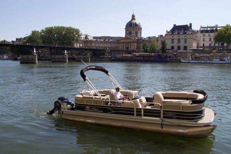 Paris: Seine River Private Guided Pontoon Boat Cruise - Private Seine River Pontoon Cruise: A Truly Personal View of Paris