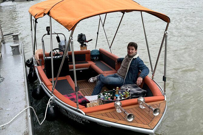 Paris Seine River Private or Shared Boat Tour - The Itinerary in Depth