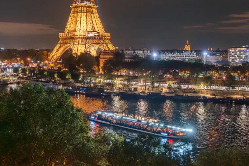 Paris: Seine River Sightseeing Cruise by Bateaux Mouches - Who Would Enjoy This Cruise?