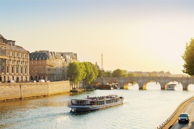 Paris Seine River Sightseeing Cruise with Commentary by Bateaux Parisiens - Discovering Paris from the Seine: A Balanced Look at the Bateaux Parisiens Cruise