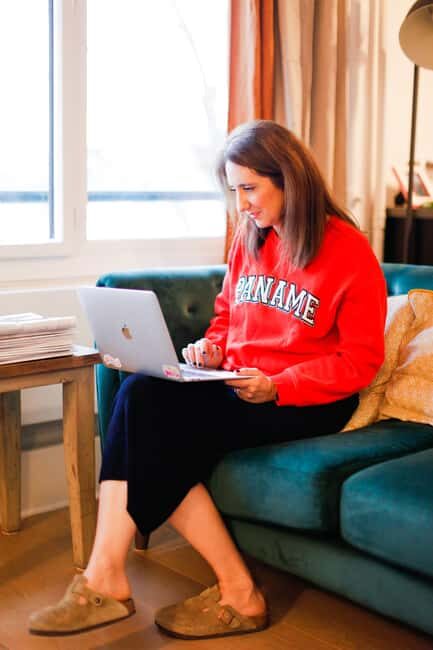 Paris : Shopping Tour with a Paris fashion stylist - 1/2 day - FAQ
