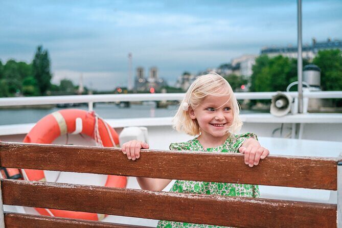 Paris Sightseeing Tour with Seine River Cruise from Disneyland® - What Makes This Tour Stand Out