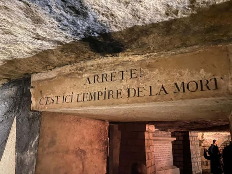 Paris: Small-Group Catacombs Tour with Skip-the-Line Entry - Discovering the Paris Catacombs: A Guided Small-Group Experience